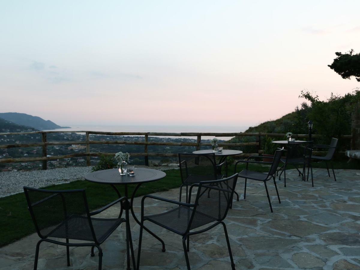 Casa Amigdala Bed and Breakfast Castellabate Εξωτερικό φωτογραφία